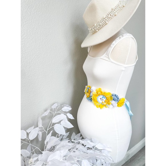 Rubber Ducky Baby Shower Maternity Sash f or Mommy to be - Picture 3 of 3